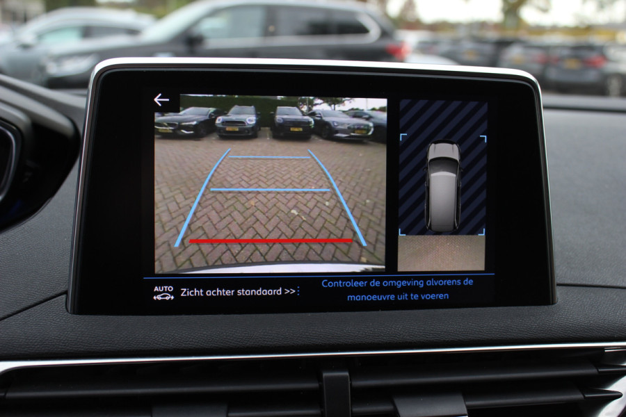 Peugeot 5008 1.2 PureTech Blue Lease Premium 7p. / 1e Eign. / Camera / Leder / CarPlay / 19'' / Elektr. best.stoel / Stoelverwarming / DAB / Cruise Control