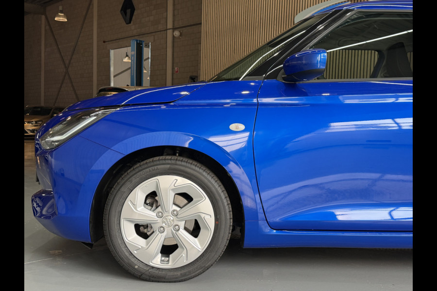 Suzuki Swift 1.2 Smart Hybrid AUT Navi | ACC | Stoelverwarming | Dodehoek | 16 " | Carplay |