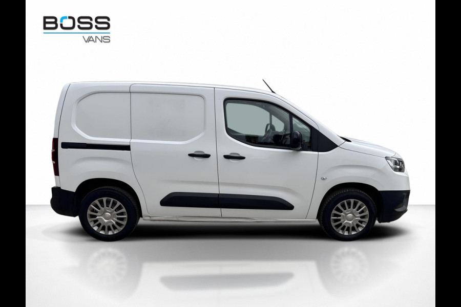 Toyota ProAce City 1.2 110PK **Benzine** L1 Navigatie Climate control Camera Carplay Cruise control Parkeersensoren v+a Gasoline Benzin