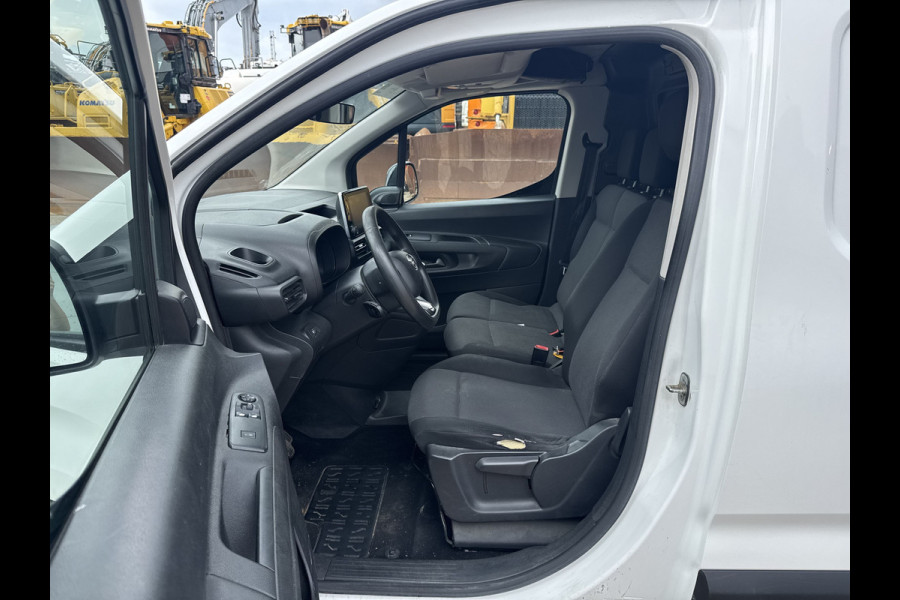 Toyota ProAce City 1.2 110PK **Benzine** L1 Navigatie Climate control Camera Carplay Cruise control Parkeersensoren v+a Gasoline Benzin