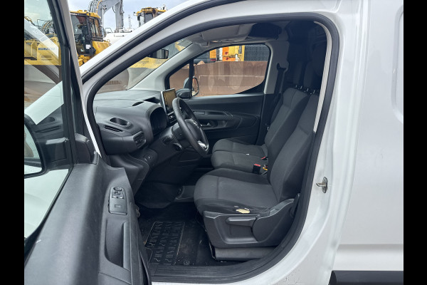 Toyota ProAce City 1.2 110PK **Benzine** L1 Navigatie Climate control Camera Carplay Cruise control Parkeersensoren v+a Gasoline Benzin
