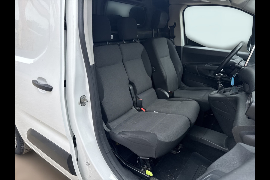 Toyota ProAce City 1.2 110PK **Benzine** L1 Navigatie Climate control Camera Carplay Cruise control Parkeersensoren v+a Gasoline Benzin
