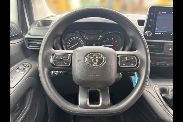 Toyota ProAce City 1.2 110PK **Benzine** L1 Navigatie Climate control Camera Carplay Cruise control Parkeersensoren v+a Gasoline Benzin