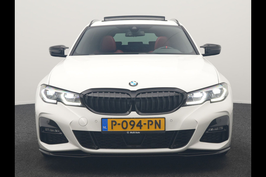 BMW 3 Serie Touring 320i M Sport Perfomance Parts 184pk | Panodak | Adaptive Cruise | Laser LED | Sportuitlaat Kleppen Besturing | Lederen Sportstoelen Verwarmd | Sfeerverlichting | Apple Carplay | 20"L.M | Navigatie | DAB |