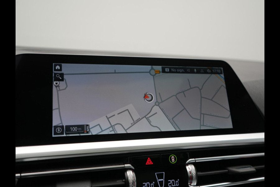 BMW 3 Serie Touring 320i M Sport Perfomance Parts 184pk | Panodak | Adaptive Cruise | Laser LED | Sportuitlaat Kleppen Besturing | Lederen Sportstoelen Verwarmd | Sfeerverlichting | Apple Carplay | 20"L.M | Navigatie | DAB |