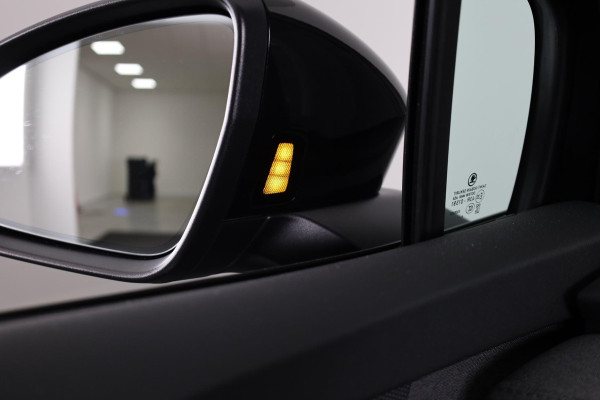 Škoda Enyaq Selection 170pk | Navigatie | Parkeersensoren | Achteruitrijcamera | Lichtmetalen velgen 19" | Verwarmbare voorstoelen | Dode hoek detectie