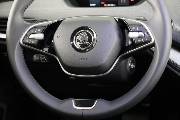 Škoda Enyaq Selection 170pk | Navigatie | Parkeersensoren | Achteruitrijcamera | Lichtmetalen velgen 19" | Verwarmbare voorstoelen | Dode hoek detectie