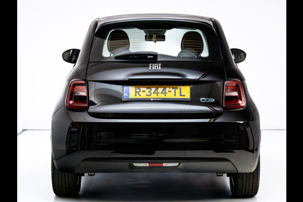 Fiat 500 Icon 42 kWh | Climate-Control | Cruise | DAB | Apple Carplay/Android Auto | Lane Assist | Navigatie