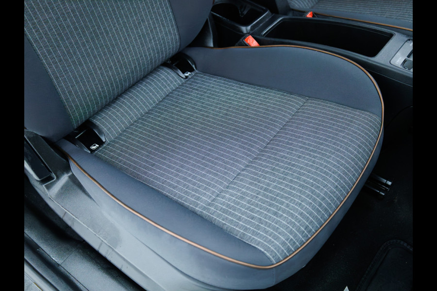 Fiat 500 Icon 42 kWh | Climate-Control | Cruise | DAB | Apple Carplay/Android Auto | Lane Assist | Navigatie