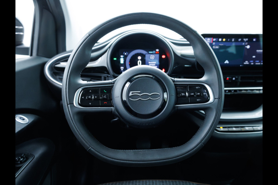 Fiat 500 Icon 42 kWh | Climate-Control | Cruise | DAB | Apple Carplay/Android Auto | Lane Assist | Navigatie