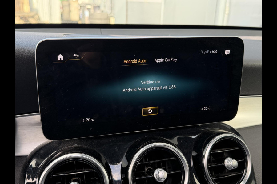 Mercedes-Benz GLC 300e 4MATIC AMG Line 20"/Panoramadak/Trekhaak/Leder/Stoelverwarming + ventilatie/Keyless/Treeplanken/Apple Carplay & Android Auto/Alarm