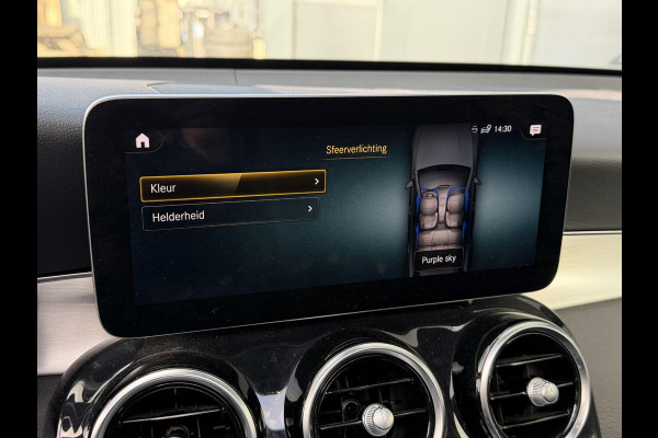 Mercedes-Benz GLC 300e 4MATIC AMG Line 20"/Panoramadak/Trekhaak/Leder/Stoelverwarming + ventilatie/Keyless/Treeplanken/Apple Carplay & Android Auto/Alarm