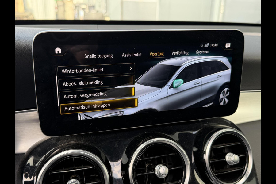 Mercedes-Benz GLC 300e 4MATIC AMG Line 20"/Panoramadak/Trekhaak/Leder/Stoelverwarming + ventilatie/Keyless/Treeplanken/Apple Carplay & Android Auto/Alarm