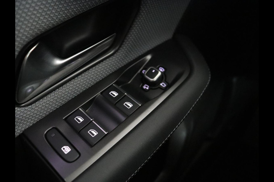 Opel Grandland 1.2 Turbo Hybrid GS | Head-up display | Navigatie | Achteruitrijcamera | Cruise control adaptief | Apple CarPlay