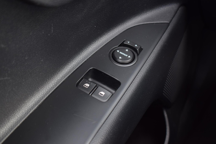 Kia Stonic 1.0 T-GDi DynamicLine | Apple CarPlay | Camera | Cruise | Airco
