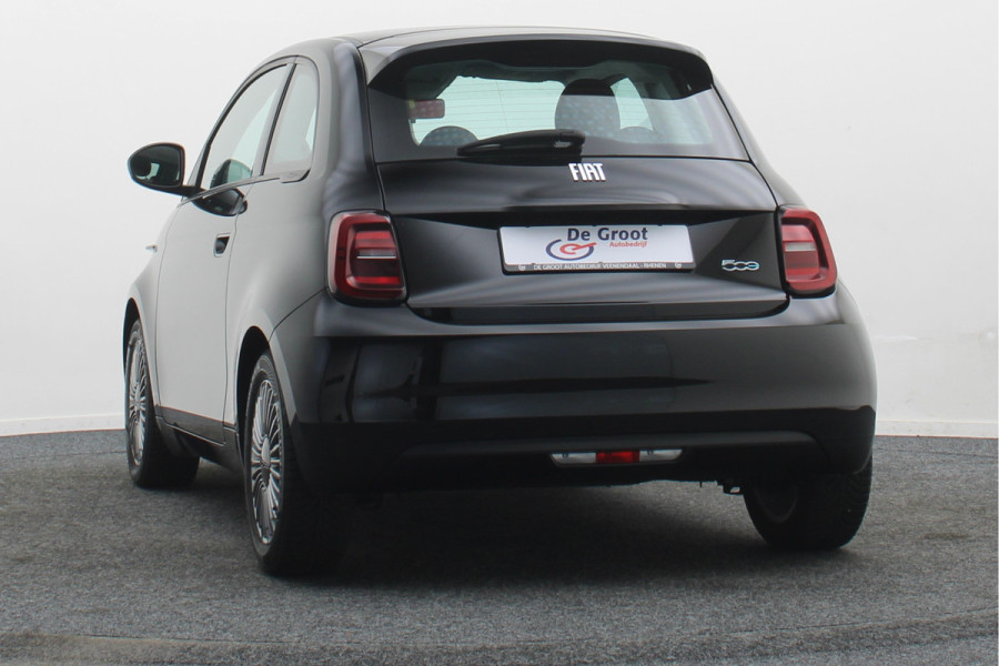 Fiat 500E Icon 42 kWh SOH 96,4%, Virtual Cockpit, Apple Carplay, Cruise, Rijstrooksensor, DAB, LED, 16''