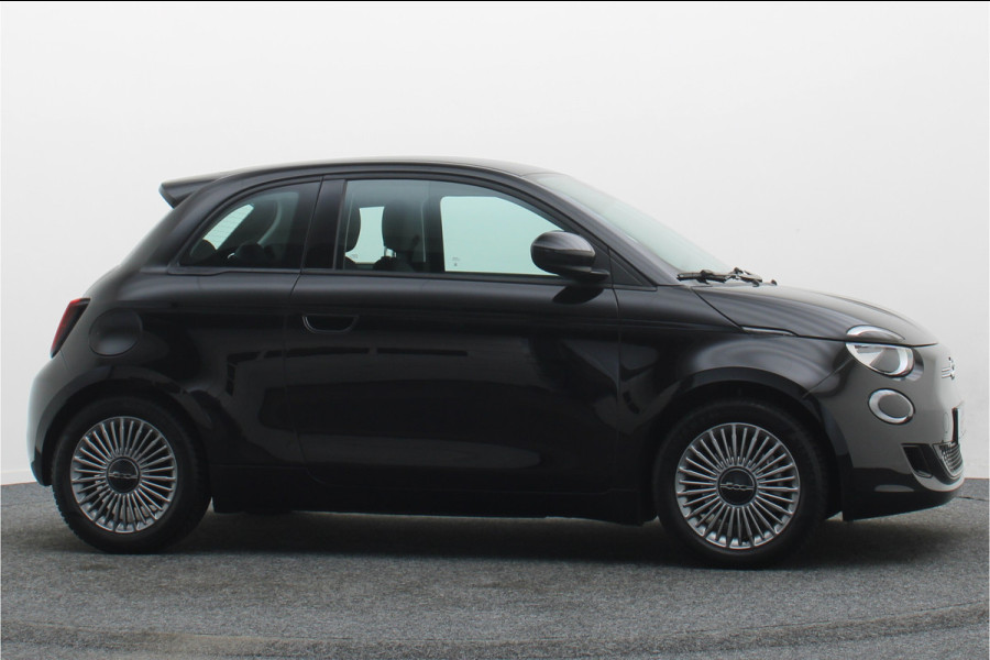 Fiat 500E Icon 42 kWh SOH 96,4%, Virtual Cockpit, Apple Carplay, Cruise, Rijstrooksensor, DAB, LED, 16''