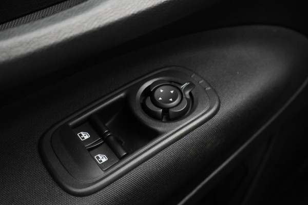 Fiat 500E Icon 42 kWh SOH 96,4%, Virtual Cockpit, Apple Carplay, Cruise, Rijstrooksensor, DAB, LED, 16''