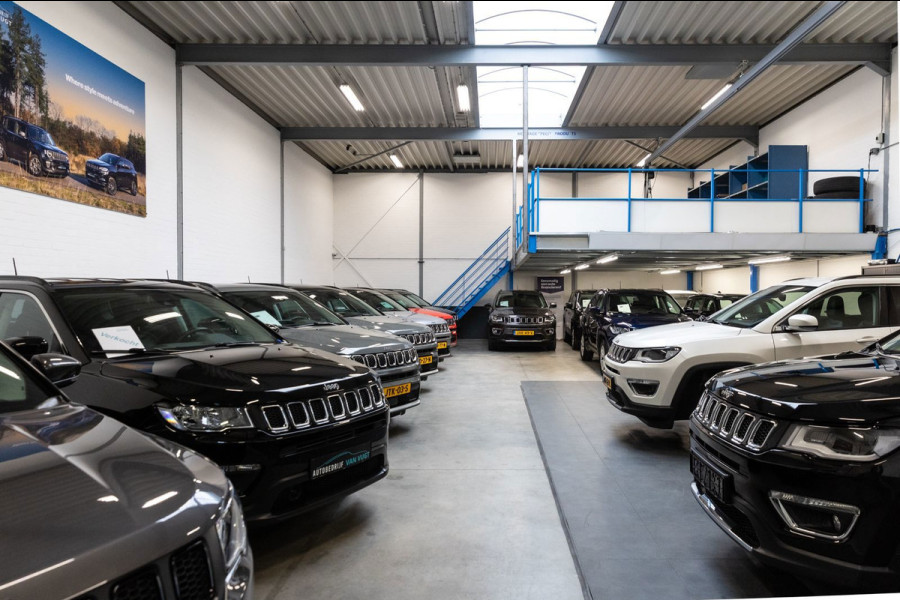 Jeep Compass 4xe Plug-in Hybrid Night Eagle, NAP, Apple ect.