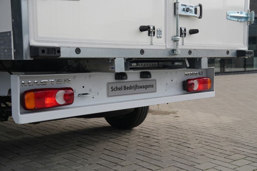 Renault Master E-Tech T35 L3H1 Advance long range 87 kWh 143pk - Stoelverwarming - PDC - Draadloos laden - Gruau opbouw - Auto Clima - Rijklaar