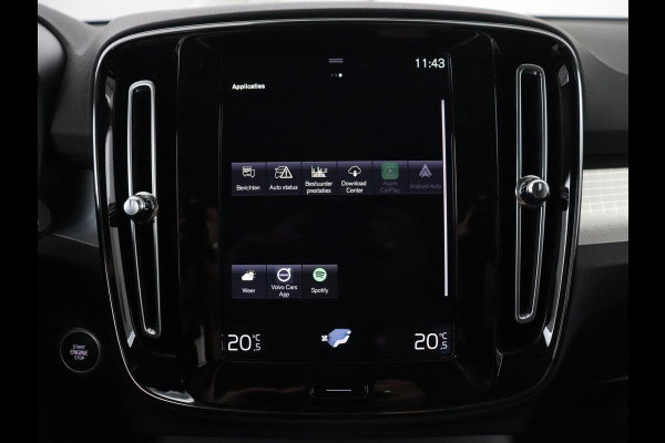 Volvo XC40 1.5 T3 Momentum Business | Glacier Silver | LED | Keyless Entry | Virtual Cockpit |