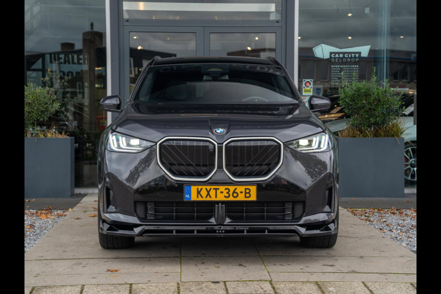 BMW X3 30e xDrive 299pk PHEV | M Sport| Panoramadak | 360 Camera | Aero | Leer | Head up