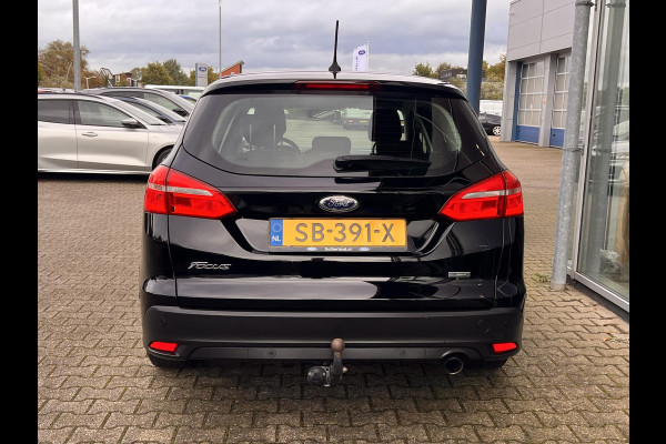 Ford FOCUS Wagon 1.5 Titanium 150 pk Automaat | Trekhaak | Navigatie | Cruise control | Voorruitverwarming | Volledig onderhouden etc.