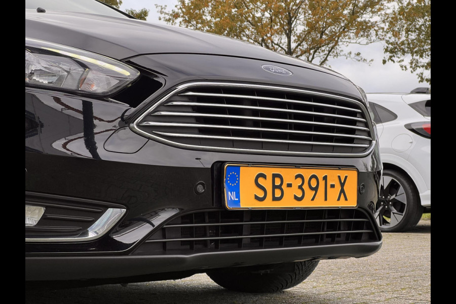 Ford FOCUS Wagon 1.5 Titanium 150 pk Automaat | Trekhaak | Navigatie | Cruise control | Voorruitverwarming | Volledig onderhouden etc.
