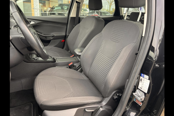 Ford FOCUS Wagon 1.5 Titanium 150 pk Automaat | Trekhaak | Navigatie | Cruise control | Voorruitverwarming | Volledig onderhouden etc.