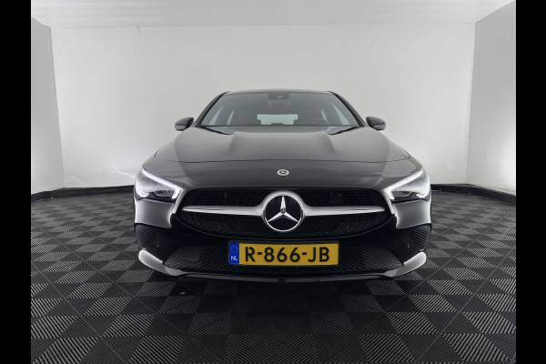 Mercedes-Benz CLA-Klasse Shooting Brake 250 e Business Line (Plug-in) (INCL.BTW) Aut. *LEATHER-FABRIC | FULL-LED | HEATED-COMFORTSEATS | DIGI-COCKPIT | DAB+ | NAVI-FULLMAP | CAMERA | SHIFTPADDLES | 17''ALU | TOWBAR*