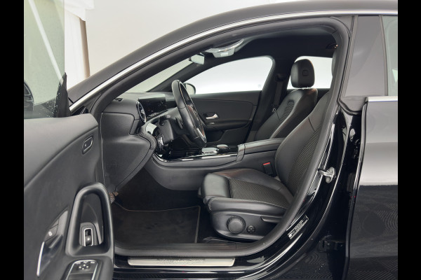 Mercedes-Benz CLA-Klasse Shooting Brake 250 e Business Line (Plug-in) (INCL.BTW) Aut. *LEATHER-FABRIC | FULL-LED | HEATED-COMFORTSEATS | DIGI-COCKPIT | DAB+ | NAVI-FULLMAP | CAMERA | SHIFTPADDLES | 17''ALU | TOWBAR*