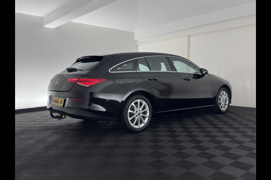 Mercedes-Benz CLA-Klasse Shooting Brake 250 e Business Line (Plug-in) (INCL.BTW) Aut. *LEATHER-FABRIC | FULL-LED | HEATED-COMFORTSEATS | DIGI-COCKPIT | DAB+ | NAVI-FULLMAP | CAMERA | SHIFTPADDLES | 17''ALU | TOWBAR*
