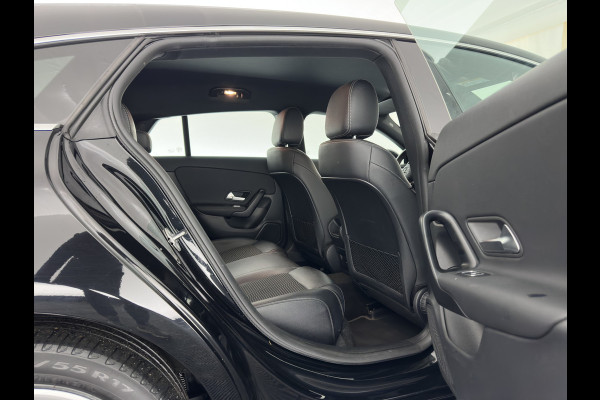 Mercedes-Benz CLA-Klasse Shooting Brake 250 e Business Line (Plug-in) (INCL.BTW) Aut. *LEATHER-FABRIC | FULL-LED | HEATED-COMFORTSEATS | DIGI-COCKPIT | DAB+ | NAVI-FULLMAP | CAMERA | SHIFTPADDLES | 17''ALU | TOWBAR*