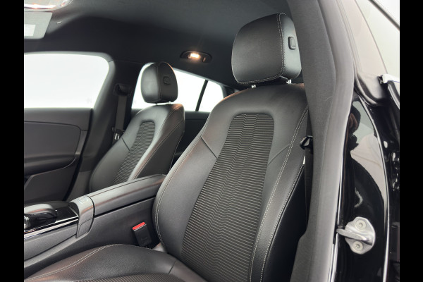 Mercedes-Benz CLA-Klasse Shooting Brake 250 e Business Line (Plug-in) (INCL.BTW) Aut. *LEATHER-FABRIC | FULL-LED | HEATED-COMFORTSEATS | DIGI-COCKPIT | DAB+ | NAVI-FULLMAP | CAMERA | SHIFTPADDLES | 17''ALU | TOWBAR*