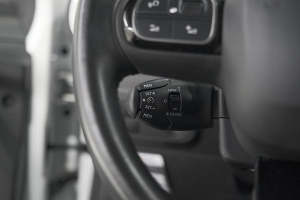 Citroën C3 PureTech 82 Shine | Camera | Parkeersensoren | Navigatie | Apple Carplay
