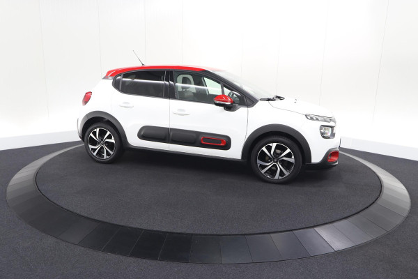Citroën C3 PureTech 82 Shine | Camera | Parkeersensoren | Navigatie | Apple Carplay