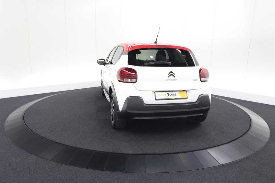 Citroën C3 PureTech 82 Shine | Camera | Parkeersensoren | Navigatie | Apple Carplay