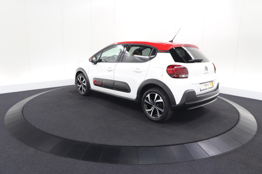 Citroën C3 PureTech 82 Shine | Camera | Parkeersensoren | Navigatie | Apple Carplay