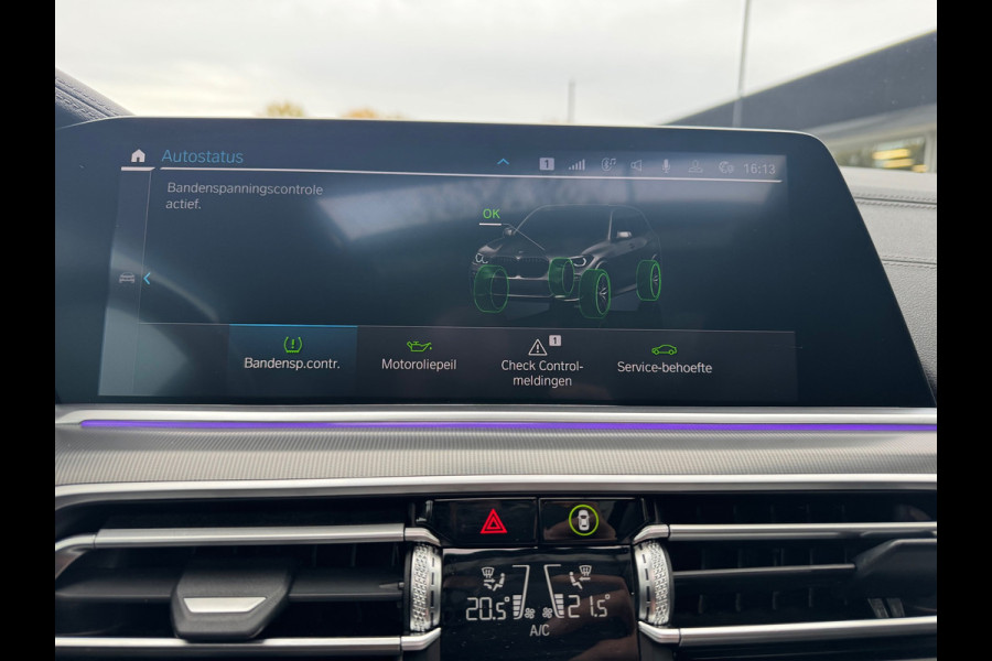 BMW X5 XDrive45e High Executive M Stoelen HUD Laser Maxton TV Ventilatie