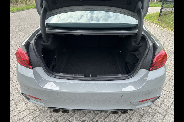 BMW M4 CS Aut. *CERAMIC-BRAKES | HEAD-UP | FULL-LED | CARBON-PACK | LEATHER-MICROFIBRE | HEATED-SPORTSEATS | HIFI-SOUND | CAMERA | NAVI-FULLMAP | 19&20''ALU | ECC | PDC*