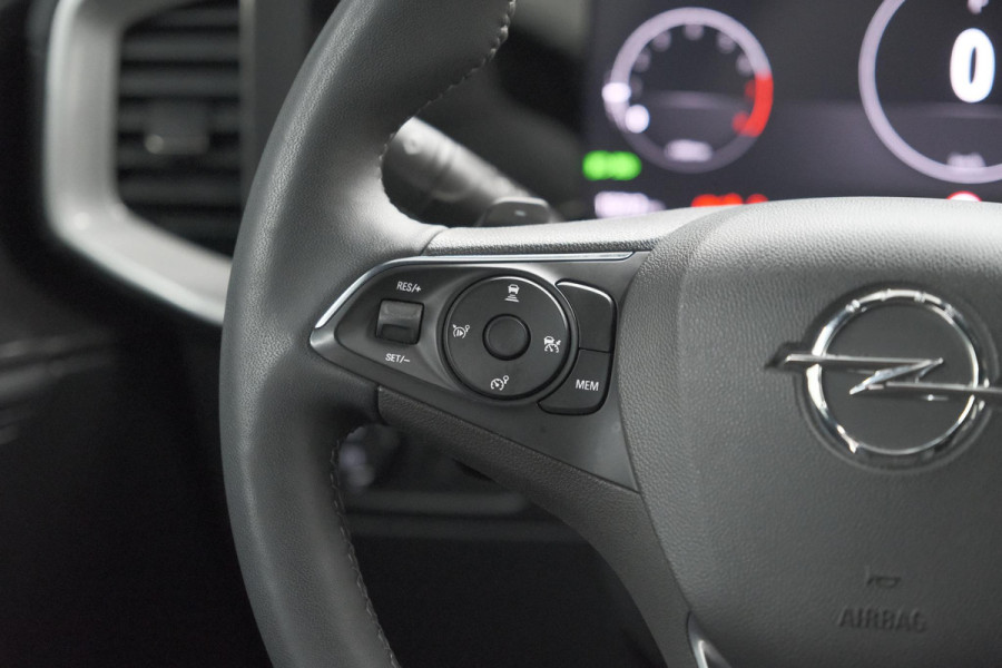 Opel Mokka 1.2 Turbo 130 Ultimate | Camera | Dodehoekdetectie | Massage | Adaptieve Cruise Control