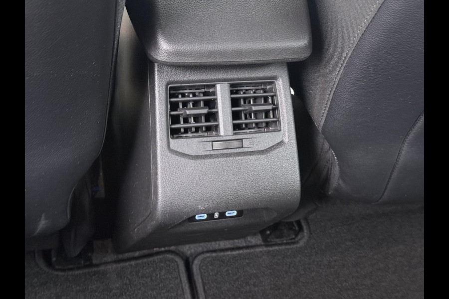 Renault Mégane E-Tech EV60 Optimum Charge Iconic DIRECT LEVERBAAR | ONDERHOUD GEHAD | SOH 93.5% | HARMAN/KARDON AUDIO | ADD. CRUISE | DODEHOEK | LEER | STOEL + STUURVERWARMING | 20 INCH |
