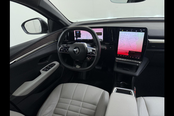 Renault Mégane E-Tech EV60 Optimum Charge Iconic DIRECT LEVERBAAR | ONDERHOUD GEHAD | SOH 93.5% | HARMAN/KARDON AUDIO | ADD. CRUISE | DODEHOEK | LEER | STOEL + STUURVERWARMING | 20 INCH |
