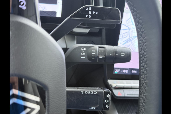 Renault Mégane E-Tech EV60 Optimum Charge Iconic DIRECT LEVERBAAR | ONDERHOUD GEHAD | SOH 93.5% | HARMAN/KARDON AUDIO | ADD. CRUISE | DODEHOEK | LEER | STOEL + STUURVERWARMING | 20 INCH |