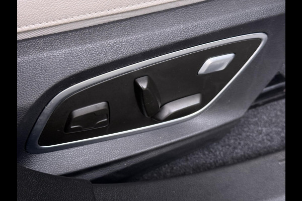 Renault Mégane E-Tech EV60 Optimum Charge Iconic DIRECT LEVERBAAR | ONDERHOUD GEHAD | SOH 93.5% | HARMAN/KARDON AUDIO | ADD. CRUISE | DODEHOEK | LEER | STOEL + STUURVERWARMING | 20 INCH |