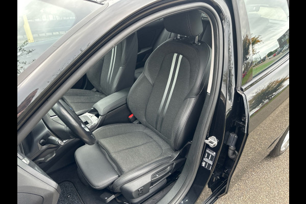 BMW 1-serie 118i Automaat 136PK Comfort Pack Sport Line Parking assist Clima Navi 17LM