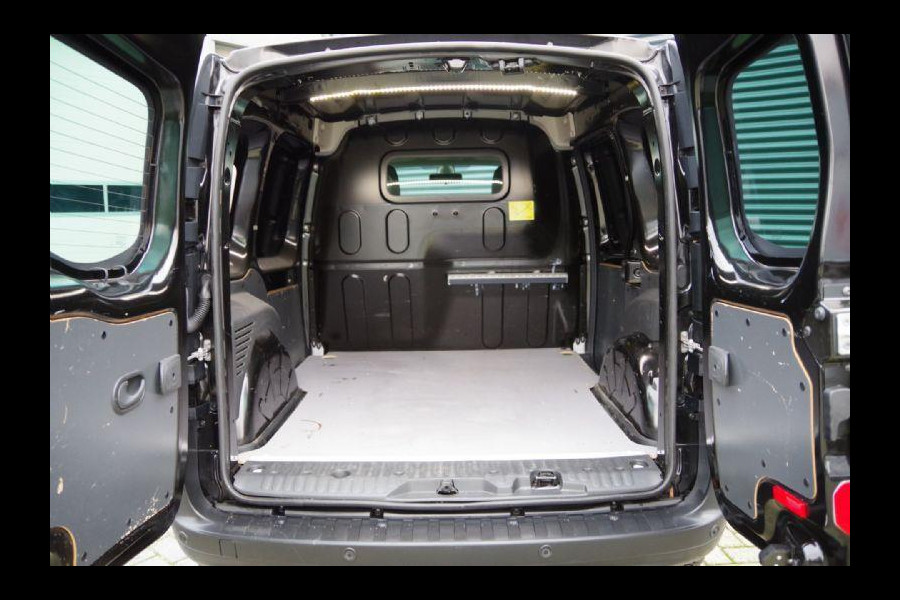 Mercedes-Benz Citan 112 AUT. BENZINE, STOELVERWARMING, AIRCO, PARKEERSENSOREN, BLUETOOTH