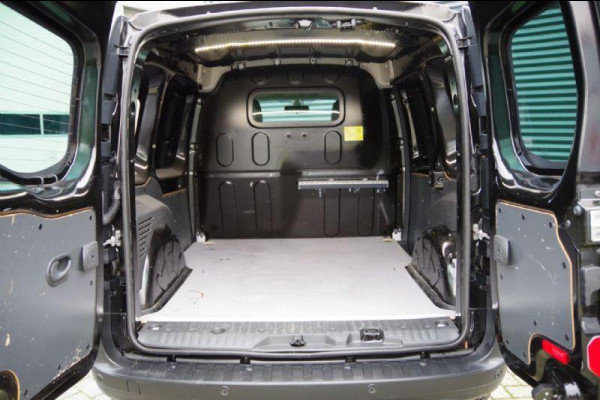 Mercedes-Benz Citan 112 AUT. BENZINE, STOELVERWARMING, AIRCO, PARKEERSENSOREN, BLUETOOTH