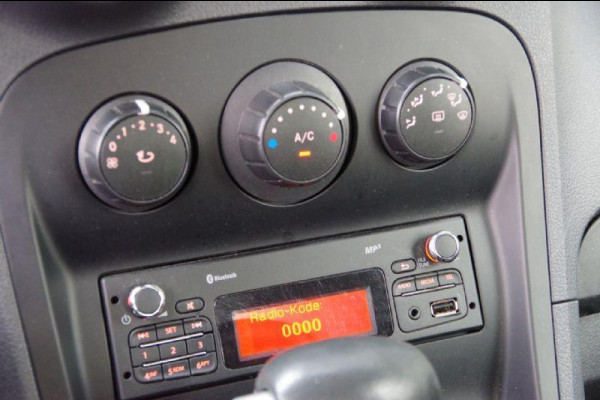 Mercedes-Benz Citan 112 AUT. BENZINE, STOELVERWARMING, AIRCO, PARKEERSENSOREN, BLUETOOTH