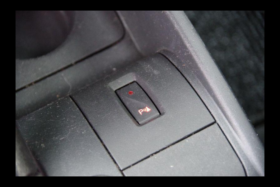 Mercedes-Benz Citan 112 AUT. BENZINE, STOELVERWARMING, AIRCO, PARKEERSENSOREN, BLUETOOTH